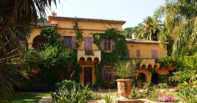Villa Vibes / Mediterranian Style Home
