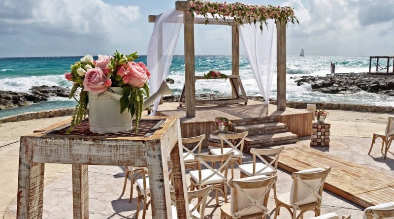 beach wedding