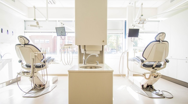 2 Treatment Chairs in Dental Office - Dental Technology