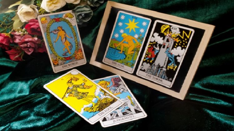 Tarot Cards - How to Choose a Tarot Deck That's Right for You