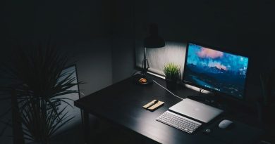 Laptop Computer on Desk - Computer 101: Top Tips To Keep Your Machine Running Smoothly