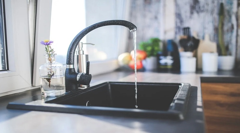 Water running out of faucet in kitchen sink - Common Causes Of Blocked Sinks And Drains