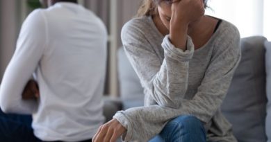 Finding Out Your Spouse Has Been Unfaithful / Man and sad woman with their backs turned to each other