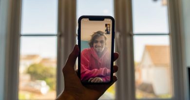 Stay In Touch With Family Overseas / video calling on smart phone