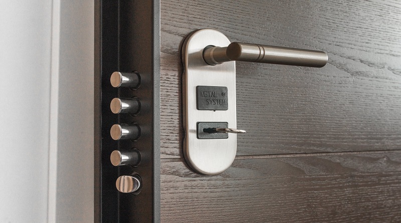 Does Your Home Feel Unsafe / Door with Modern Deadbolt