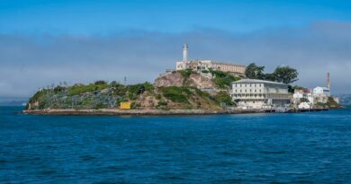 Explore America's History Through 9 Unique Tours / Alcatraz Island, San Francisco, CA, USA