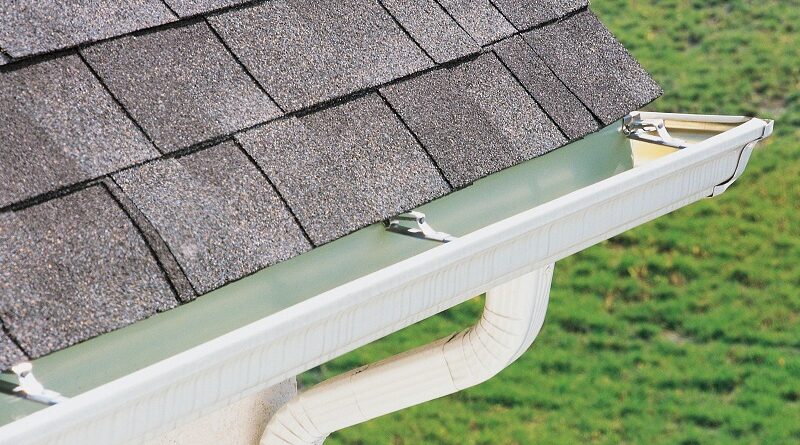 How To Determine If It's Time for New Gutters / Gutters under a residential roof