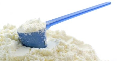 DHA and Ara / Blue Scoop filled with powdered infant formula