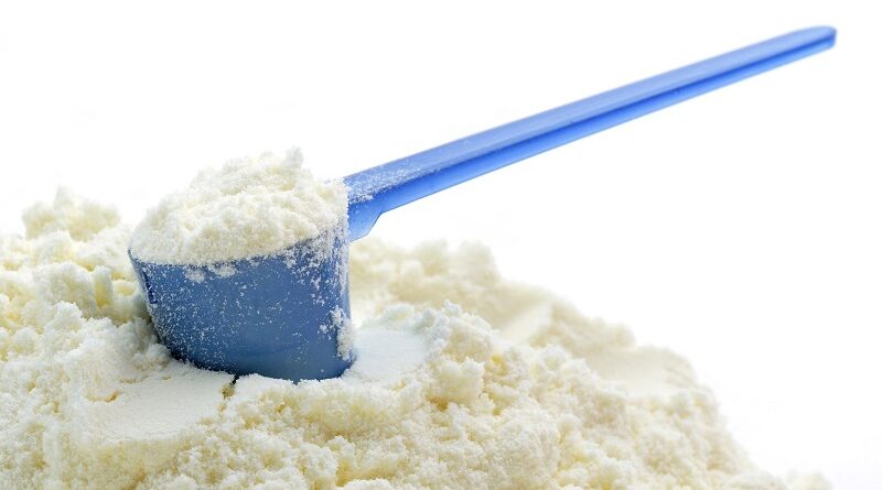 DHA and Ara / Blue Scoop filled with powdered infant formula