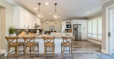 Large Neutral Kitchen with Island for Dining