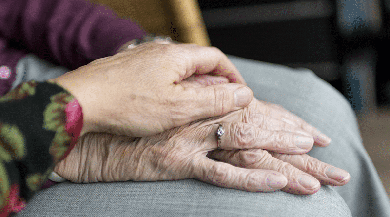 Elderly Hands / Looking After Health As You Age Is Going To Be Tough