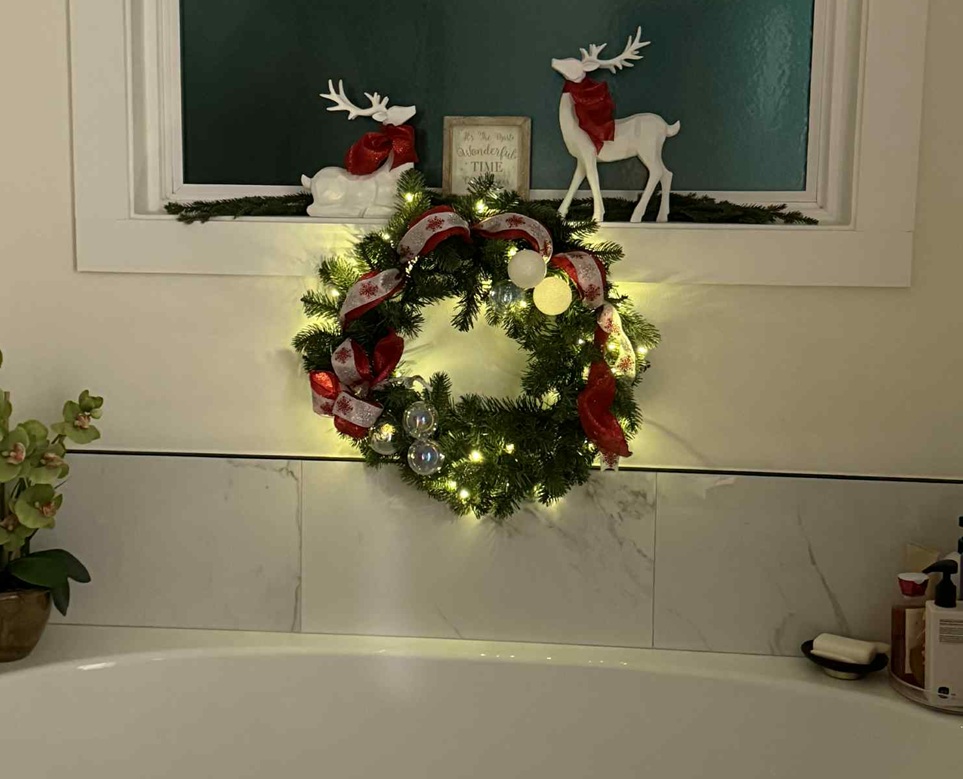 King of Christmas Royal Fir Wreath