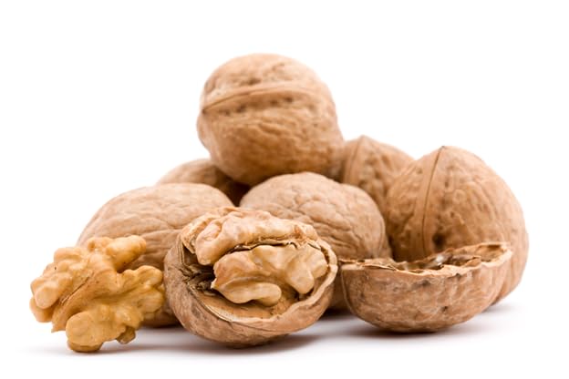 Raw California Walnuts in Shell
